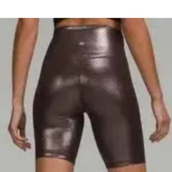 LULULEMON ALIGN HIGH RISE SHORT 8” SHINE BROWN COLOR SIZE 2 NWT - Picture 4 of 5